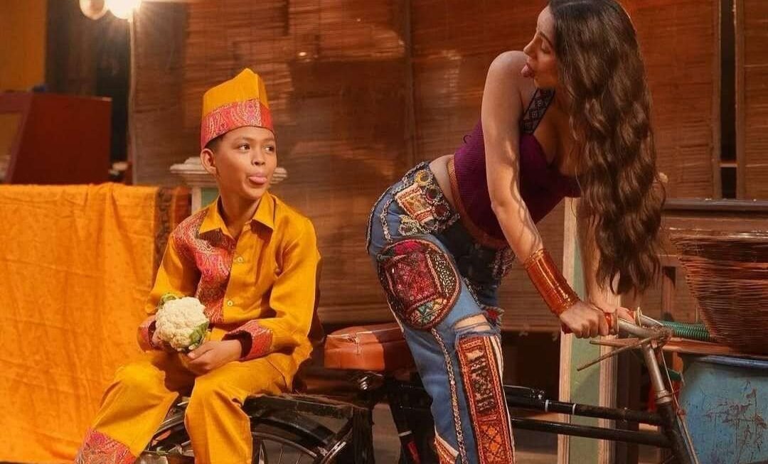 Dhika ‘Aura Farming’ Gaspol Debut ke Bollywood