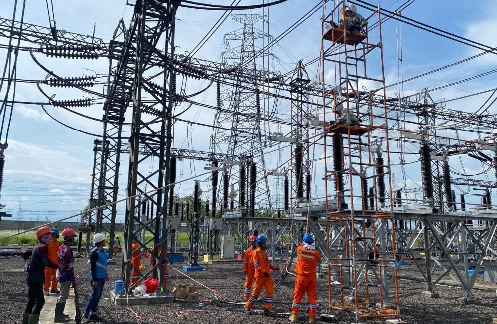 Target Nasional: Seluruh Desa Terpasang Listrik Pada 2030