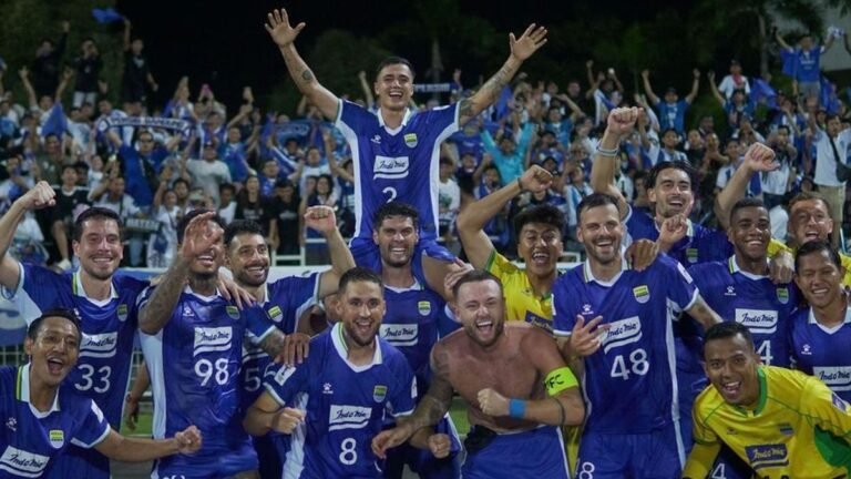 Persib Bandung Juara Sementara Grup G ACL II 2025-2026 Usai Kalahkan Selangor FC 3-2