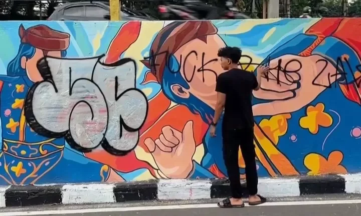 Vandalisme di Surabaya Viral, Eri Cahyadi Siap Tindak Tegas Pelaku Perusakan Mural